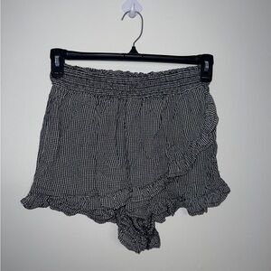 Japana Shorts‎